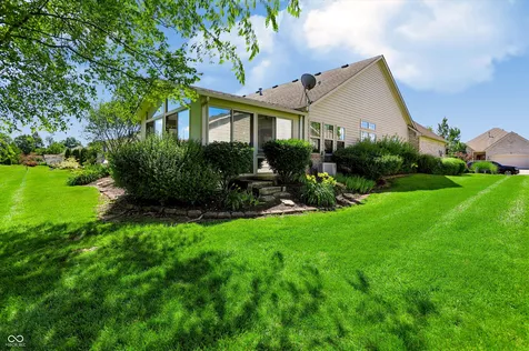 1636 Fairfield Circle Greenfield IN 46140