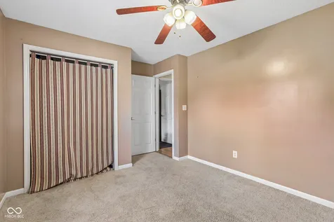 1719 Acorn Road Franklin IN 46131