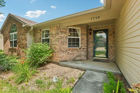 1719 Acorn Road Franklin IN 46131