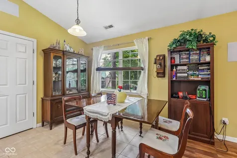 1719 Acorn Road Franklin IN 46131