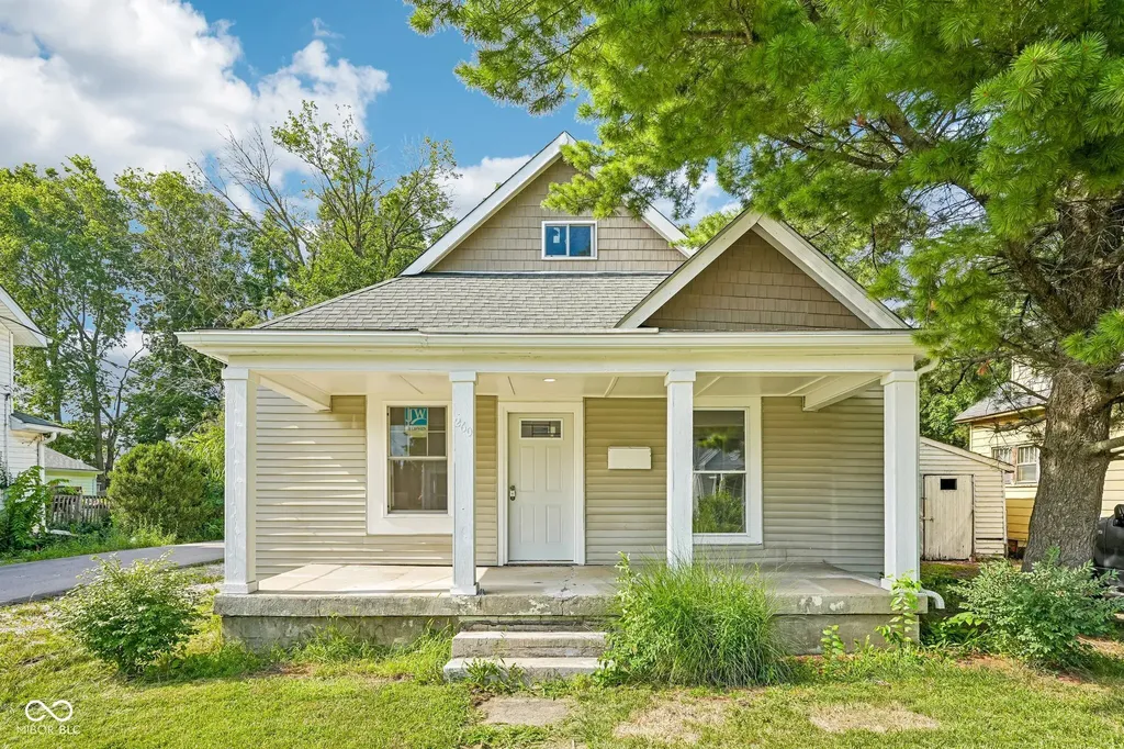 Greenwood IN, 260 W Wiley Street