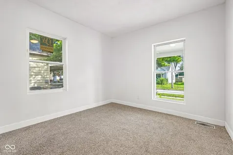 260 W Wiley Street Greenwood IN 46142