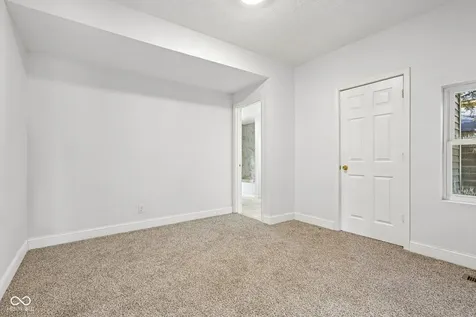 260 W Wiley Street Greenwood IN 46142