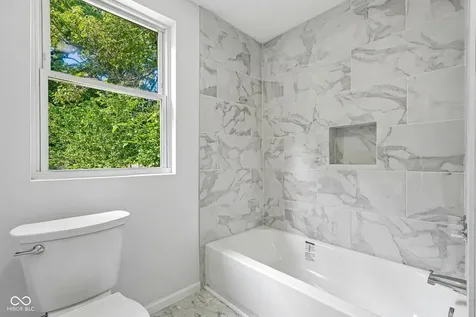 260 W Wiley Street Greenwood IN 46142