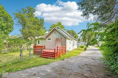 260 W Wiley Street Greenwood IN 46142