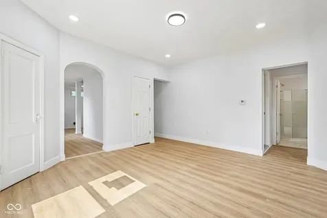 260 W Wiley Street Greenwood IN 46142