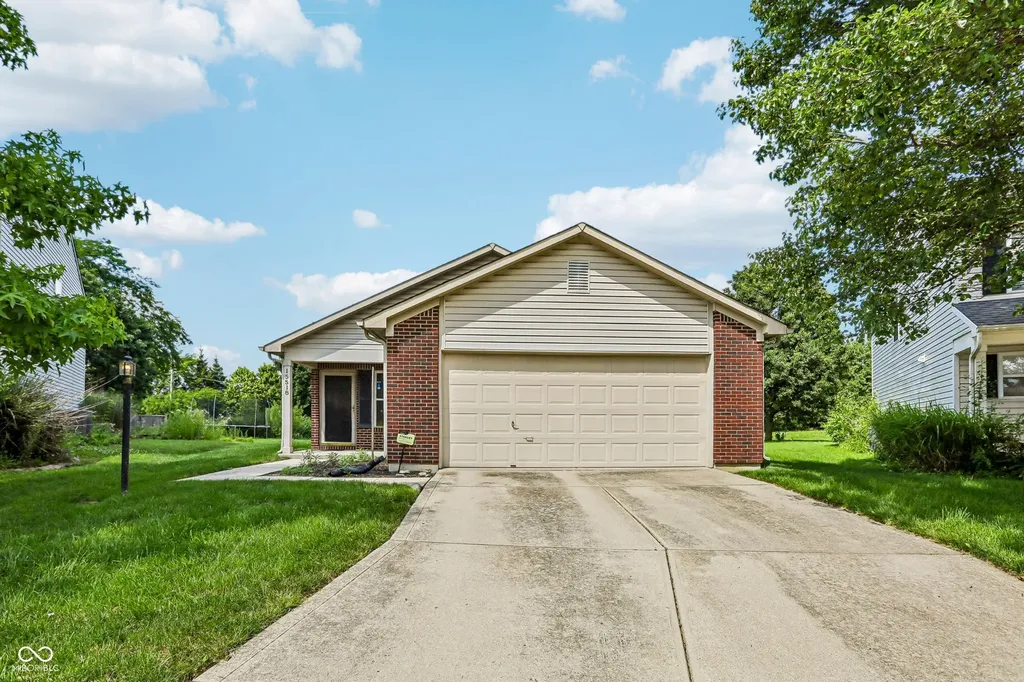 15518 Wandering Way Noblesville IN 46060