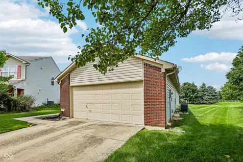 15518 Wandering Way Noblesville IN 46060