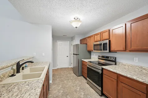 7216 Snider Court Indianapolis IN 46221