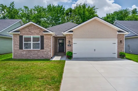 731 Maple Avenue Seymour IN 47274