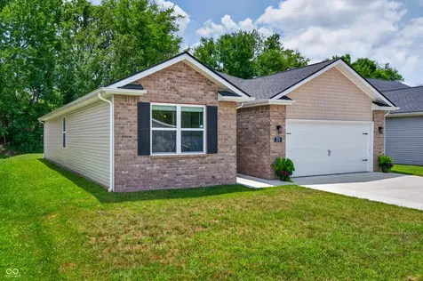 731 Maple Avenue Seymour IN 47274