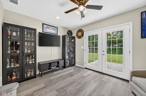 731 Maple Avenue Seymour IN 47274
