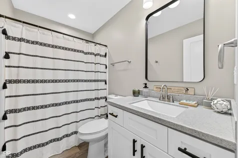 731 Maple Avenue Seymour IN 47274