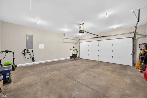 731 Maple Avenue Seymour IN 47274