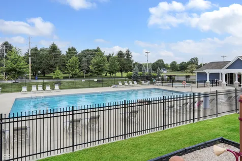 6643 Birmingham Avenue Mccordsville IN 46055