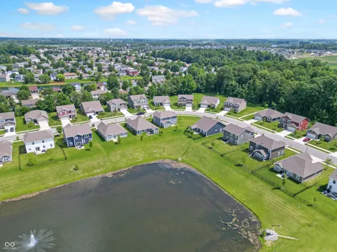 6643 Birmingham Avenue Mccordsville IN 46055