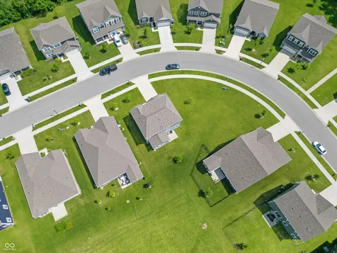 6643 Birmingham Avenue Mccordsville IN 46055