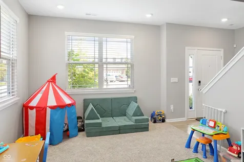 6643 Birmingham Avenue Mccordsville IN 46055