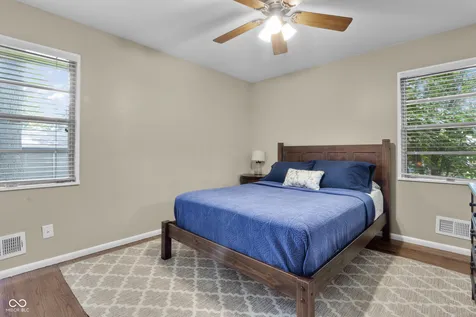 10237 Park Avenue N Indianapolis IN 46280