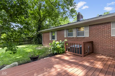 10237 Park Avenue N Indianapolis IN 46280