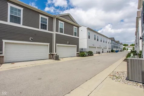 968 Kinzer Avenue Carmel IN 46032