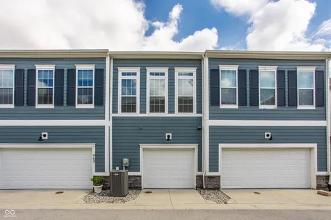 968 Kinzer Avenue Carmel IN 46032