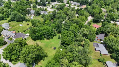1305 E 106th Street E Indianapolis IN 46280