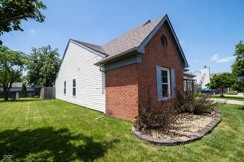 1112 Randall Way Brownsburg IN 46112