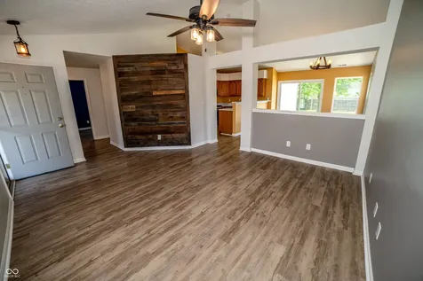 1112 Randall Way Brownsburg IN 46112