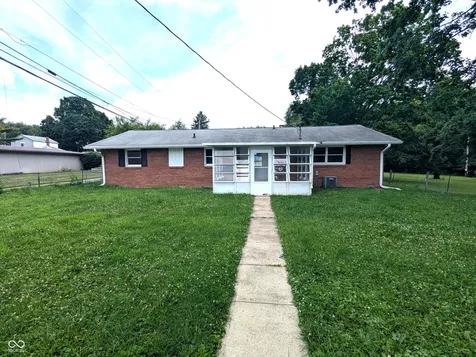 6733 S Cross Street Pendleton IN 46064