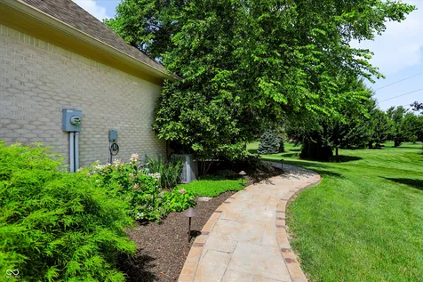 6244 Mack Farm Lane Indianapolis IN 46237