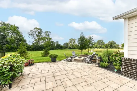 6923 Pine Vail Boulevard Mccordsville IN 46055