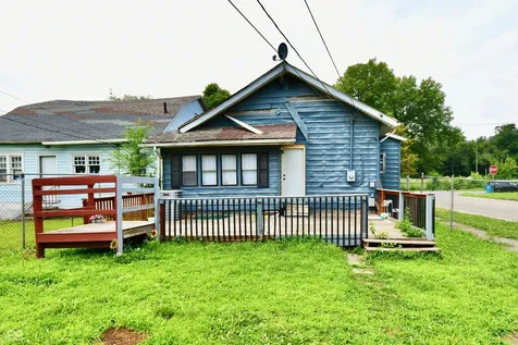1538 S 17th Street Terre Haute IN 47802