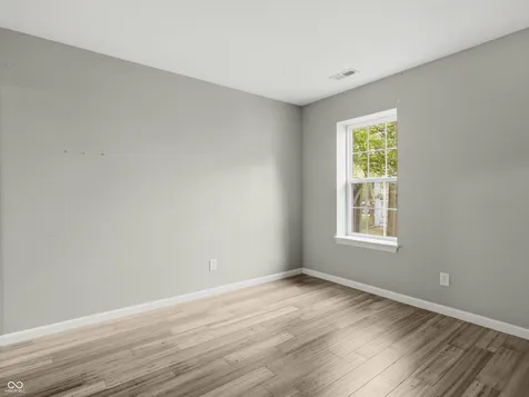 7382 Benoit Drive Indianapolis IN 46214