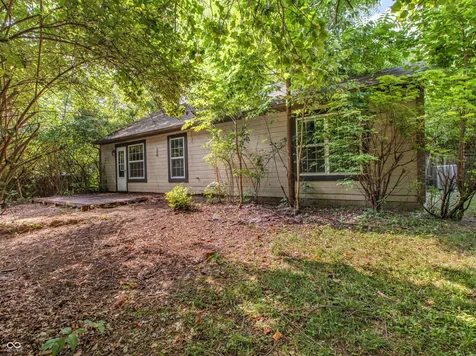 7382 Benoit Drive Indianapolis IN 46214