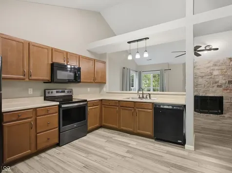 7382 Benoit Drive Indianapolis IN 46214