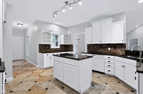 6620 E Rolling Valley Court Mooresville IN 46158