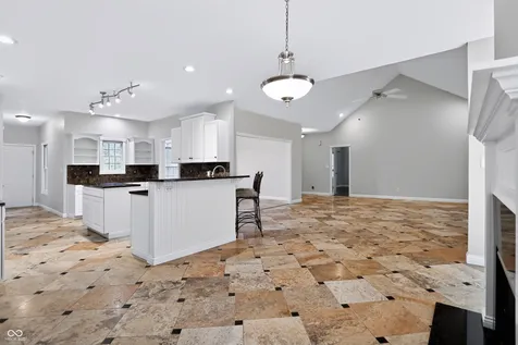 6620 E Rolling Valley Court Mooresville IN 46158