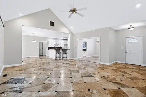 6620 E Rolling Valley Court Mooresville IN 46158