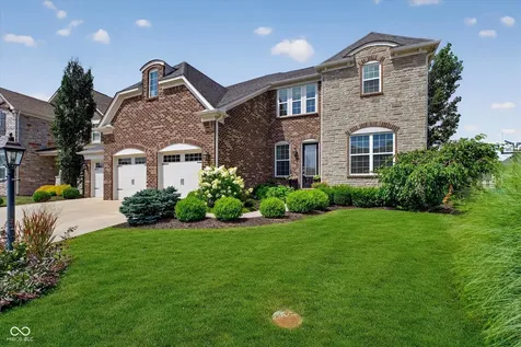 2689 E High Grove Circle Zionsville IN 46077