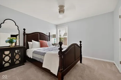 2689 E High Grove Circle Zionsville IN 46077