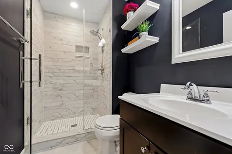 2689 E High Grove Circle Zionsville IN 46077