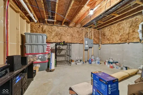 2689 E High Grove Circle Zionsville IN 46077
