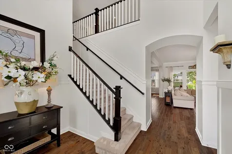 2689 E High Grove Circle Zionsville IN 46077
