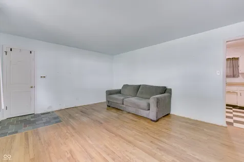 7146 Forest Park Drive Indianapolis IN 46217