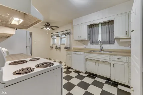 7146 Forest Park Drive Indianapolis IN 46217