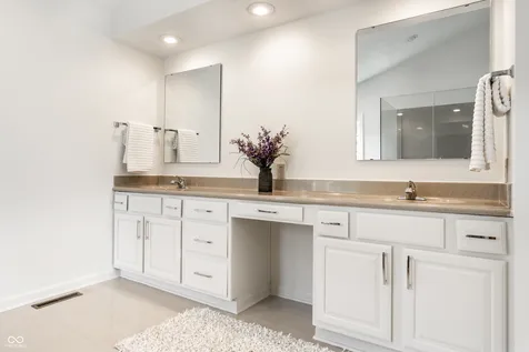10884 Pickens Court Carmel IN 46032