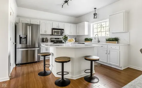 10884 Pickens Court Carmel IN 46032