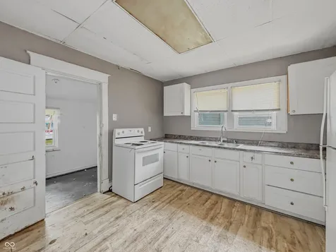 605 W 29th Street Indianapolis IN 46208