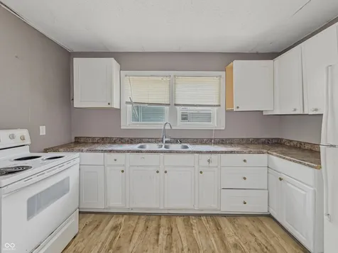 605 W 29th Street Indianapolis IN 46208